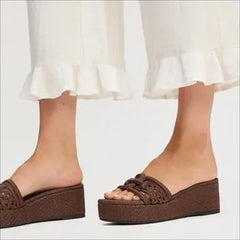 Ruffle Hem Pant