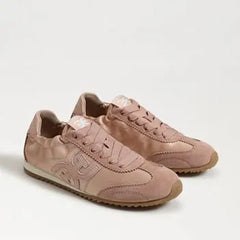Isella Slip On Sneaker