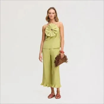Lily Floral Clutch