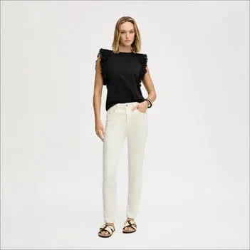 Mid Rise Pencil Jean