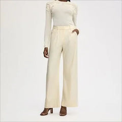 Pleated Relaxed Pant