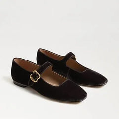 Michaela Mary Jane Flat